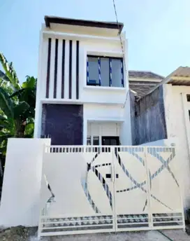Dijual Butuh Laku Segera Rumah Cantik Lontar Dekat PTC Surabaya Barat
