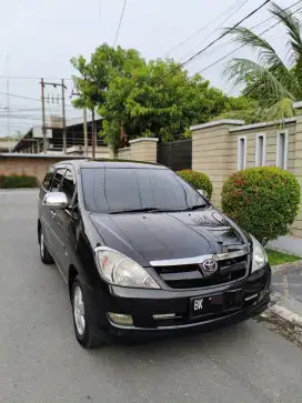 Toyota Innova G MT Bensin 2006