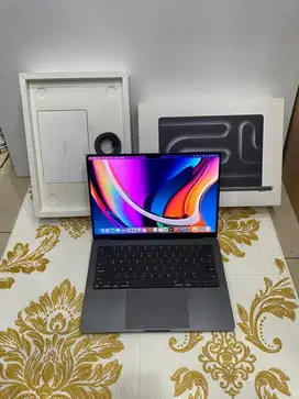 Macbook Pro 14 inch M3 Pro 18GB 512GB Second Mulus IBOX