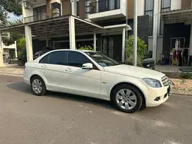 Mercedes Benz C200 W204 CGI 1.8 tahun 2010