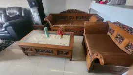 Meja kursi bagus,kayu jati dengan  ukiran yang detil, beratt