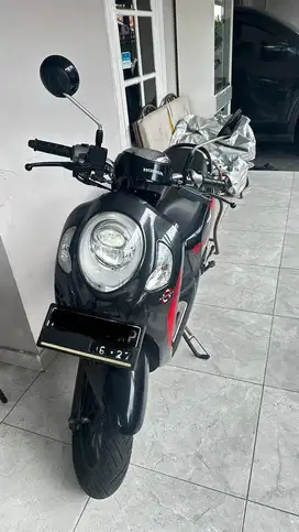 Honda Scoopy low km