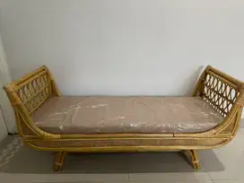 Kursi sofa bench estetik