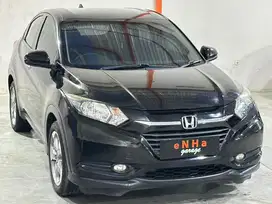Dp 4jt.. Honda HRV E 1.5 CVT AT 2017.. eNHa garage Semarang..