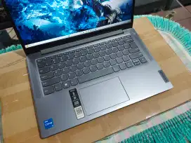 Laptop lenovo ideapad 3 14iah8 core i5 gen 12 H 8/512 ips garansi pjg