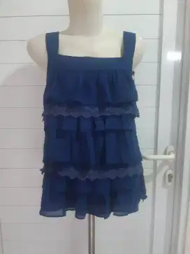 Tanktop sifon ruffle/umpak arnaldo bassini preloved tjap karoeng