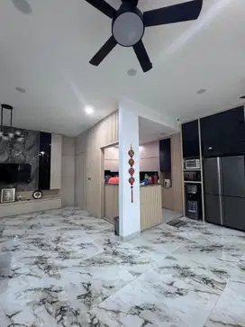 Rumah 4 Lantai Cluster Chrystal Gading Serpong