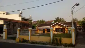Dijual Cepat!! Tanah + Bangunan