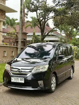 Nissan serena 2.0 HWS Star Matic AT 2013 Low KM