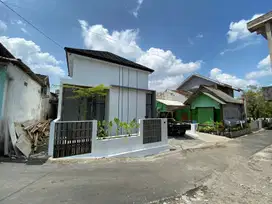 RUMAH SIAP HUNI 500JT-an DI SLEMAN LEGALITAS LENGKAP, SIAP AJB