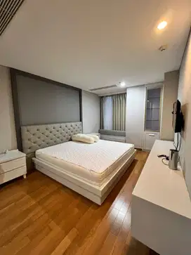 DISEWAKAN APARTEMEN ONE EAST FULL FURNISH
