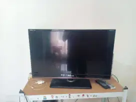 Polytron 32 inch LED