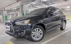 TDP 7,JT Mitsubishi Outlander Sport 2.0 PX Bensin-AT Hitam 2015