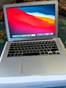 MacBook air 2017 8/128