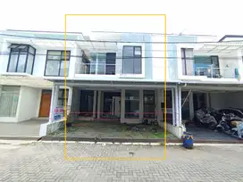 Murah Rumah Setra Regency Townhouse Ciwaruga dekat Polban