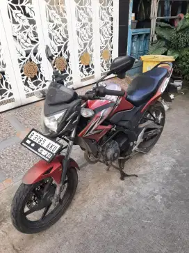 Honda CB 150 R 2013 ss lengkap mesin bagus stater tokcer Bekasi Kota