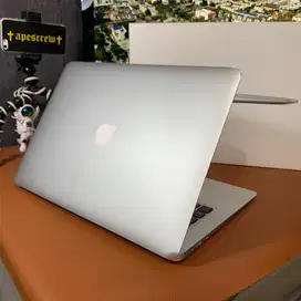 Macbook Air 13inch 2017 8/128GB lengkap