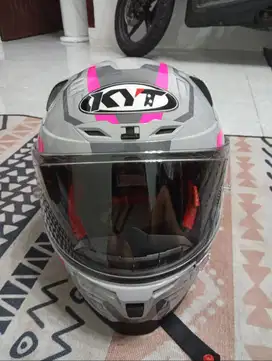 KYT Striker Size XL fit to L Mulus 95%
