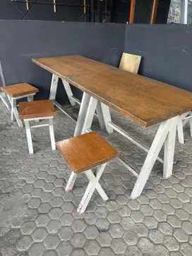 Meja kursi besi untuk caffee resto bintaro