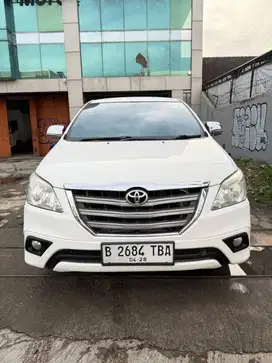 innova G at bensin model 2014 , nik 2013 putih 2.0cc , km low