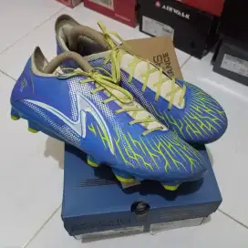 Sepatu Bola Specs Carnage size43