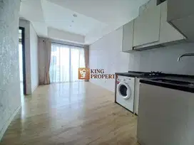 Brand New, Disewa Apartemen Puri Mansion 3BR Unfurnish Rapi Siap Huni