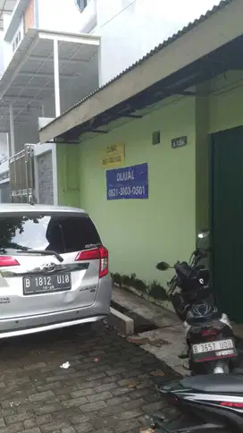 KAVLING DI PADEMANGAN, DALAM KOMPLEK DUTA KEMAYORAN