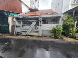 Dijual Rumah Tua hitung tanah di Mangga Besar Jakarta Barat