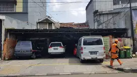 ANA RUMAH TUA UK 11.5X20.5M DI PINGGIR JALAN RAYA GROGOL