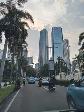 Kavling 3,7 ha, SHM, Jl. Gatot Subroto, Jakarta