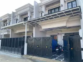 Take over 125 Juta Rumah 2 Lantai Kalimulya Depok