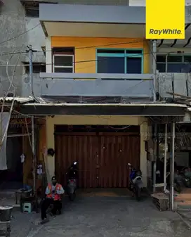 Disewakan Ruko 2 lantai Strategis di Jalan Pecindilan Surabaya