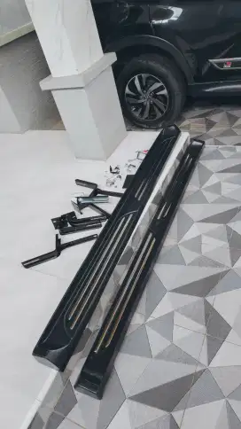 Footstep injakan mobil toyota