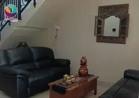 Dijual cepat rumah minimalis modern 2 lantai di kota wisata