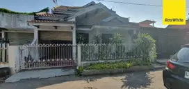 Dijual Rumah 2 Lantai di Jalan Ikan Mungsing Perak Surabaya