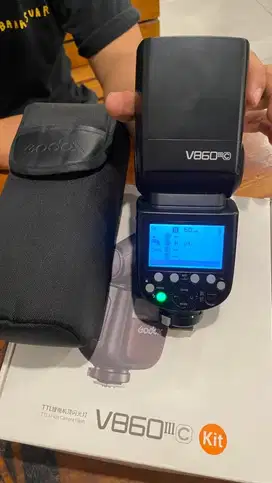 DIJUAL Flash Godox V860 III-C Kit NEGO