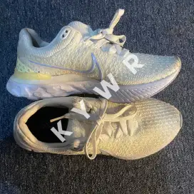 Nike React Infinity Run Flyknit 3 - Size 38,5 - Insole 24,5 cm