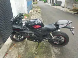Yamaha R15 2018