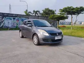 Suzuki New Swift GL metik 2014 mobil bekas Dp 3jt
