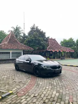Jual termurah Bmw 535i 2011 full convert F90 M5