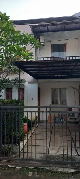 Dijual Cepat Rumah 2 Lantai Siap Huni – 90 m² Bangunan, 95 m² Tanah