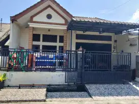 rumah sertifikat hak milik an sendiri, genteng keramik