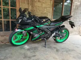 Yamaha R15 tahun 2015