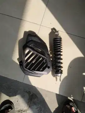 Shockbreaker & Tutup Radiator Vario