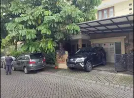 DIJUAL RUMAH 2 LANTAI CITRALAND UTAMA  HITUNG TANAH SAJA