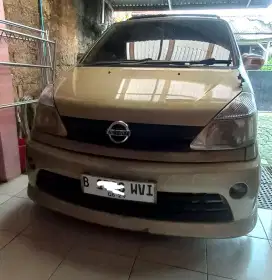 Nissan serena HWS matic pajak on baru bayar tinggal pakai no pr
