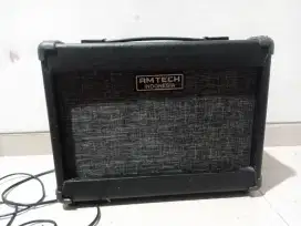 Ampli gitar elektrik