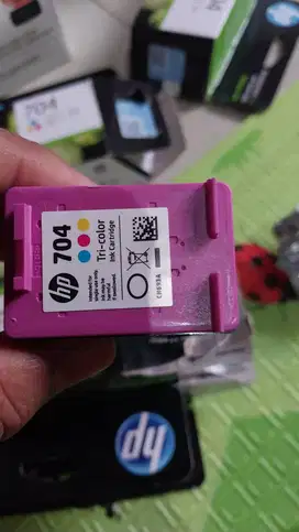 Dibeli cartridge printer HP dan Canon