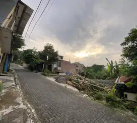 Tanah mrican kedungmundu dekat java mall jalan lebar