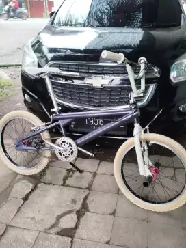 sepeda bmx mongoosee uk 20 freestyle